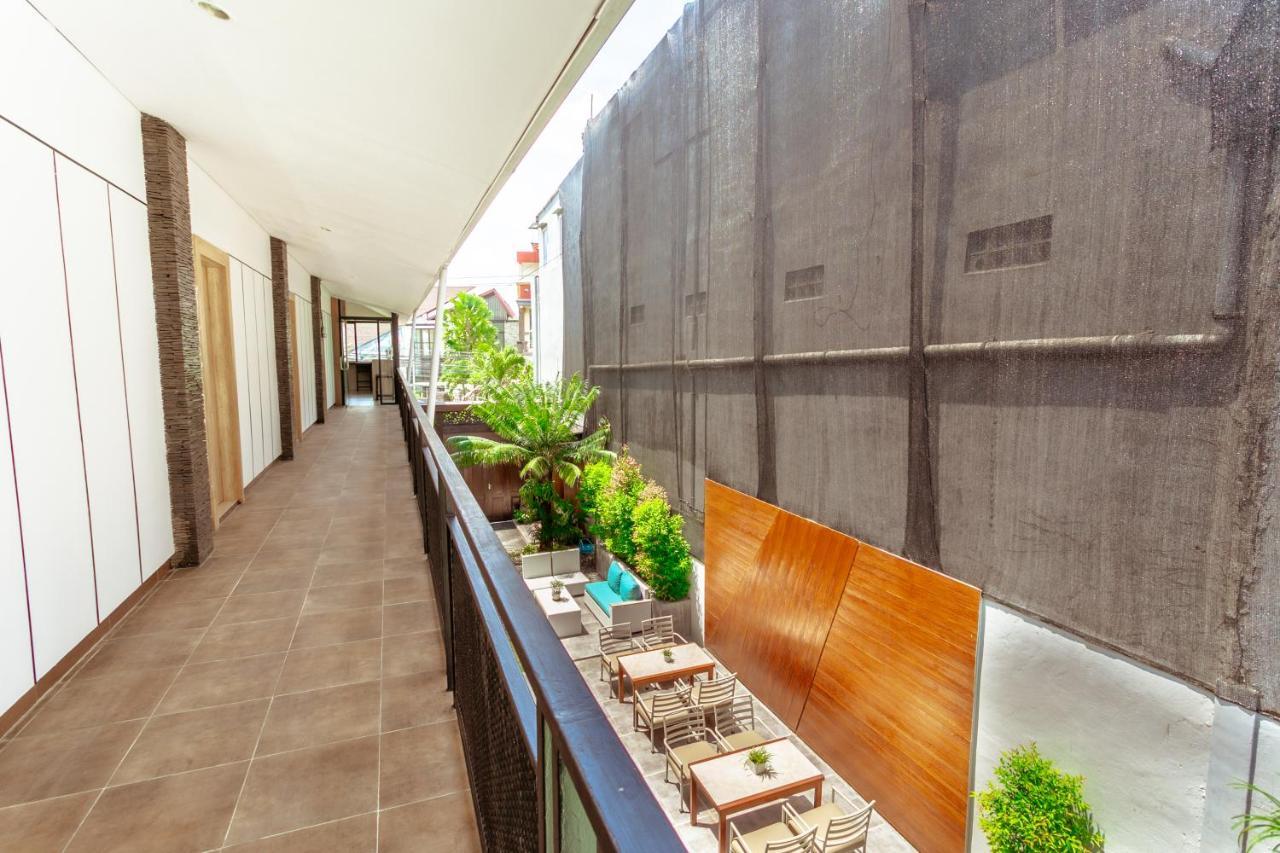 Lega Legi Town House Seminyak By The Lavana Buitenkant foto