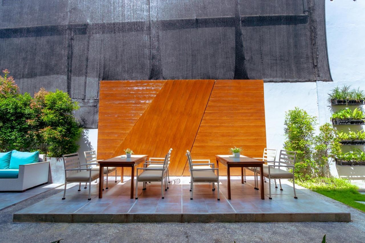 Lega Legi Town House Seminyak By The Lavana Buitenkant foto