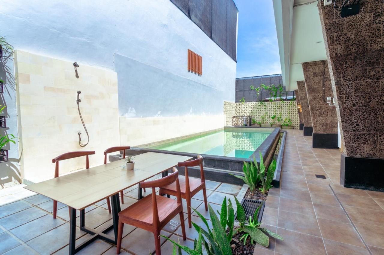 Lega Legi Town House Seminyak By The Lavana Buitenkant foto
