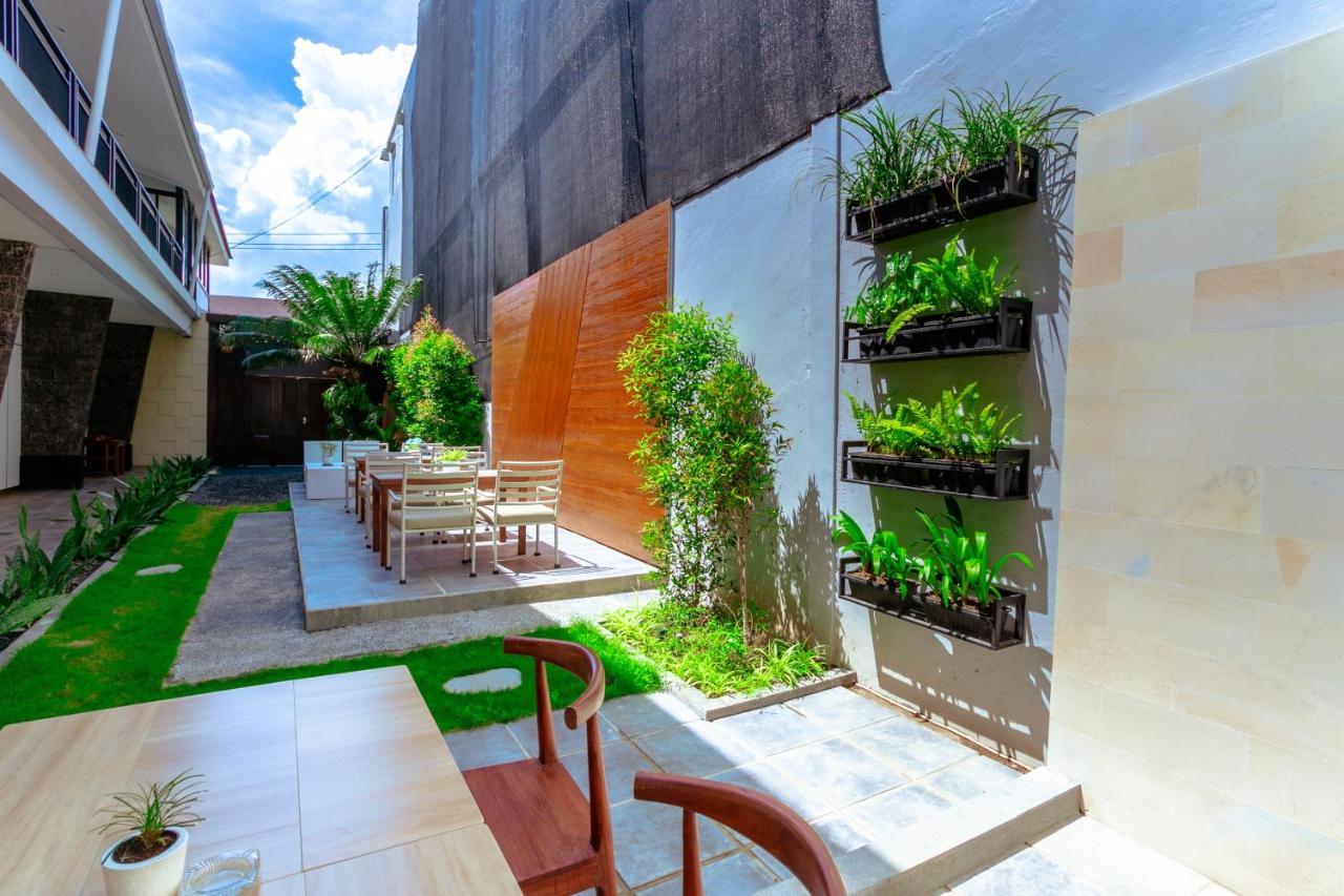Lega Legi Town House Seminyak By The Lavana Buitenkant foto